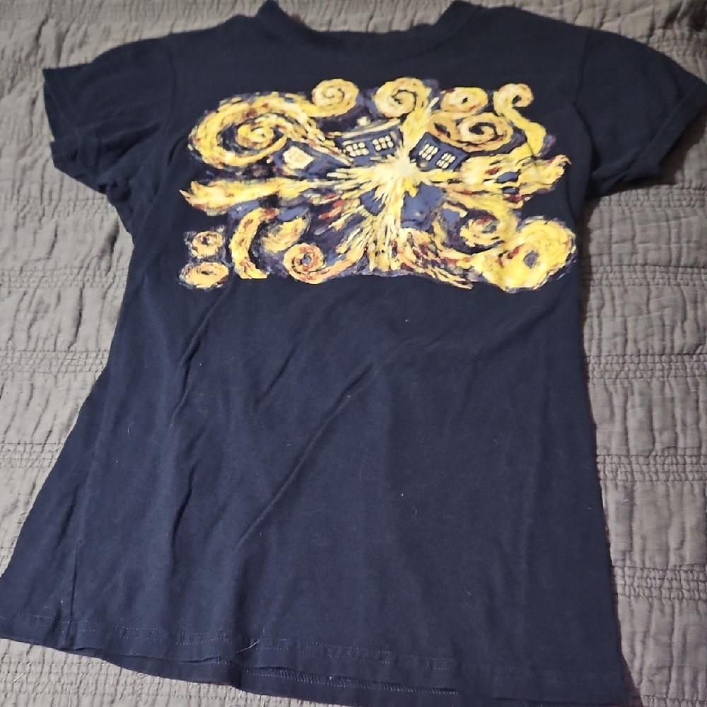 Doctor Who TARDIS Navy and Yellow Graphic Tee